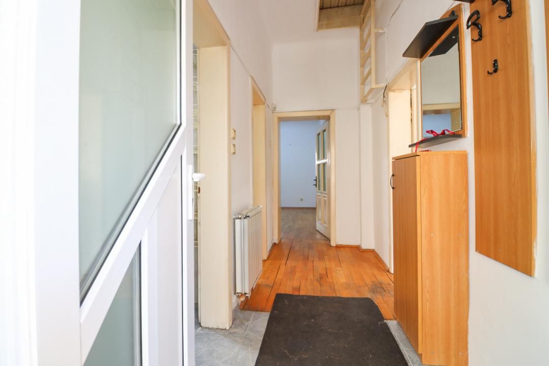 Casă cu 9 camere de închiriat în Tei, București – fotografia 11 din 22