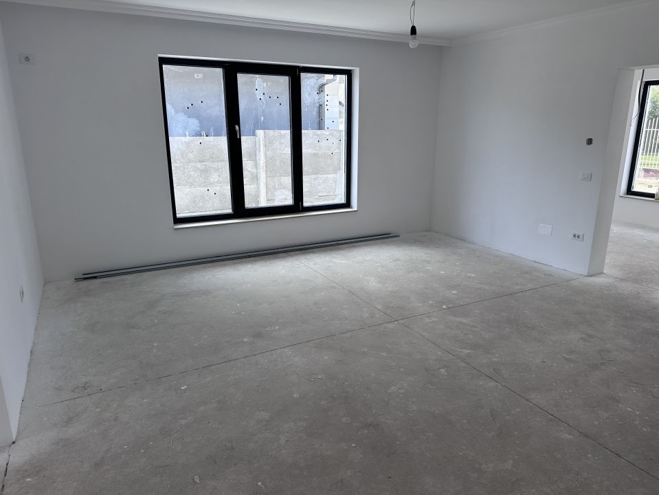 Casă cu 4 camere de vânzare în Micesti, Alba Iulia – fotografia 3 din 25