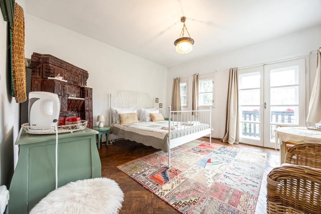 Casă cu 7 camere de vânzare în Central, Bran – fotografia 14 din 38
