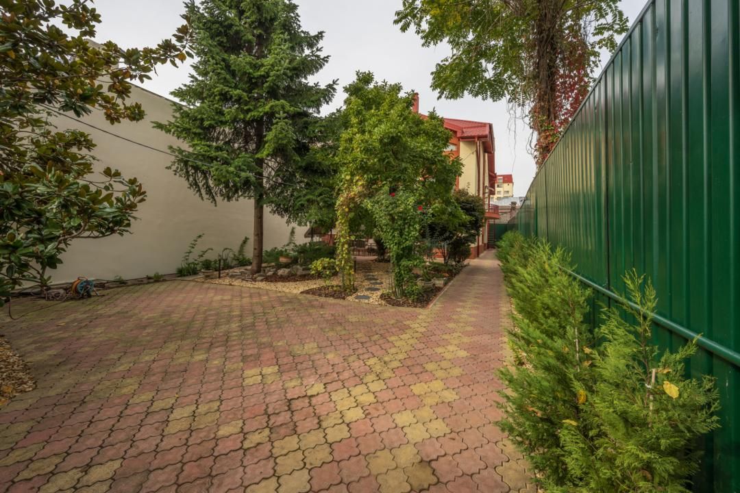Casă cu 8 camere de închiriat în Banu Manta, București – fotografia 25 din 41