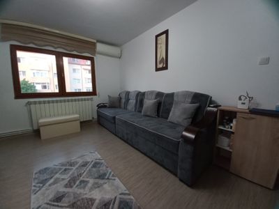 Apartament cu 3 camere de vânzare în Inel I, Constanța – fotografia 3 din 13