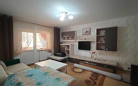 Apartament cu 3 camere de vânzare în Inel II, Constanța
