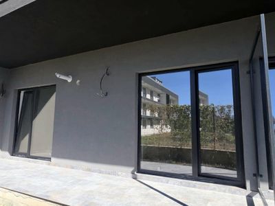 Apartament cu 2 camere de vânzare în Nord, Mamaia-Sat – fotografia 2 din 11