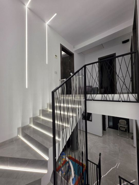 Casă cu 6 camere de vânzare în Domnești – fotografia 21 din 25