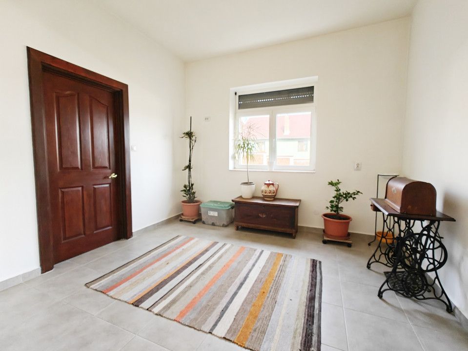 Casă cu 5 camere de vânzare în Cisnadioara – fotografia 14 din 25