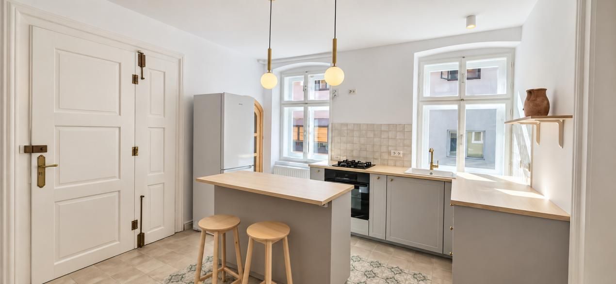 Apartament cu 2 camere de închiriat în Central, Brașov – fotografia 2 din 14