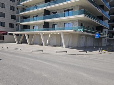 Spațiu comercial cu 1 cameră de vânzare în Nord, Mamaia – fotografia 2 din 29