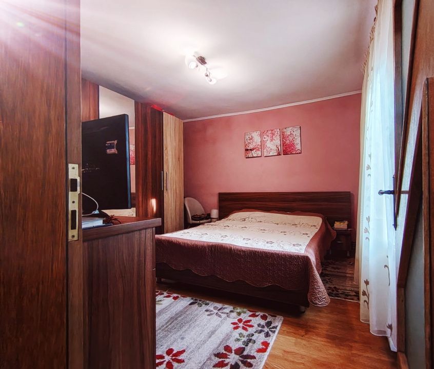 Casă cu 5 camere de vânzare în Km 5, Constanța – fotografia 13 din 21