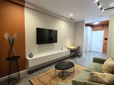Apartament cu 2 camere de închiriat în Faleza Nord, Constanța – fotografia 2 din 23