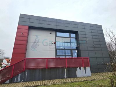 Spațiu industrial cu 1 cameră de vânzare în Bors – fotografia 2 din 16