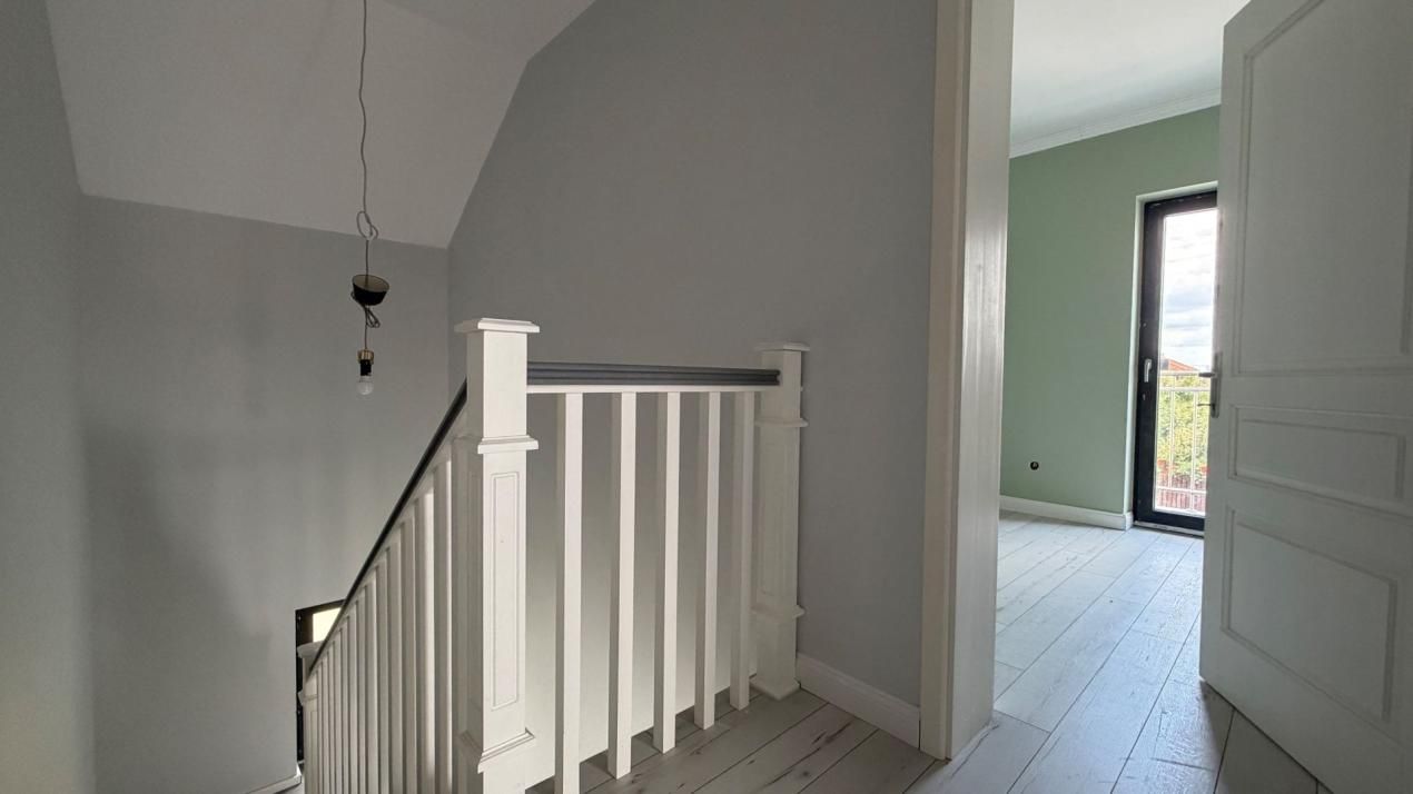 Casă cu 5 camere de vânzare în Exterior Est, Moșnița Veche – fotografia 14 din 26