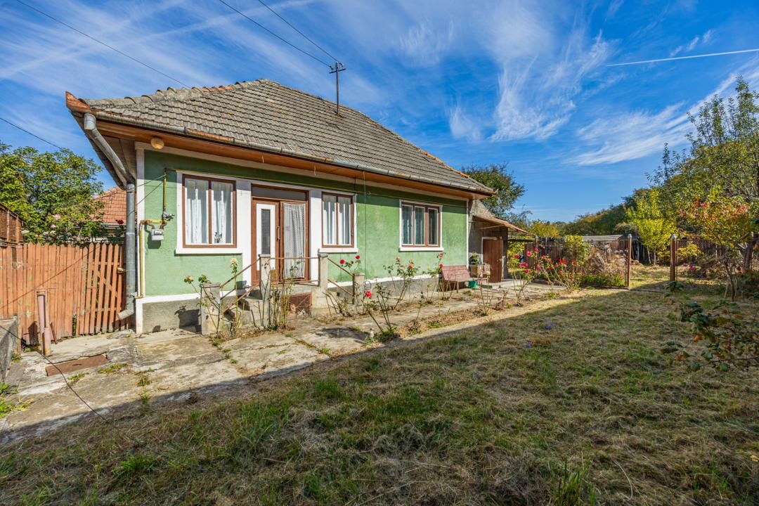 Casă cu 2 camere de vânzare în Săcele – fotografia 1 din 21