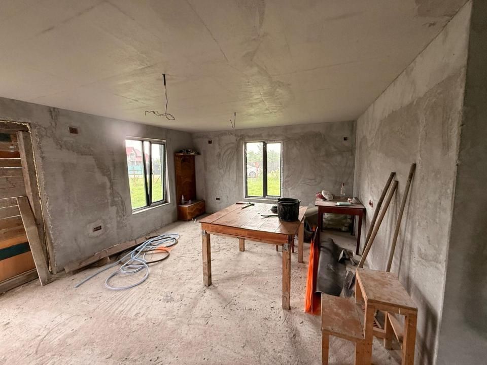 Casă cu 3 camere de vânzare în Exterior Est, Buzoesti – fotografia 3 din 12