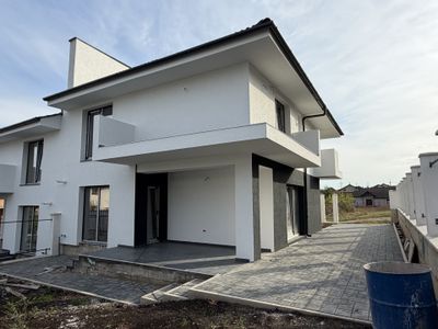 Casă cu 4 camere de vânzare în Cetate, Alba Iulia – fotografia 4 din 8