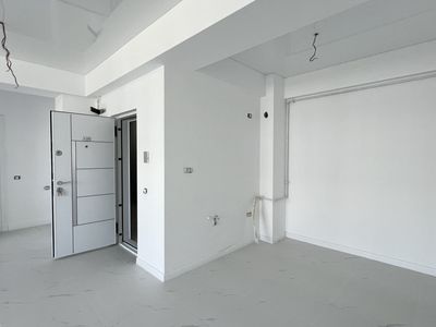 Apartament cu 2 camere de vânzare în Mamaia – fotografia 3 din 18