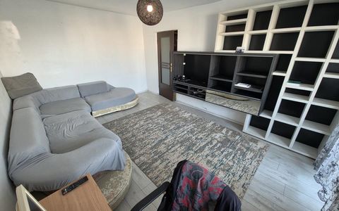 Apartament cu 3 camere de vânzare în Tomis Nord, Constanța