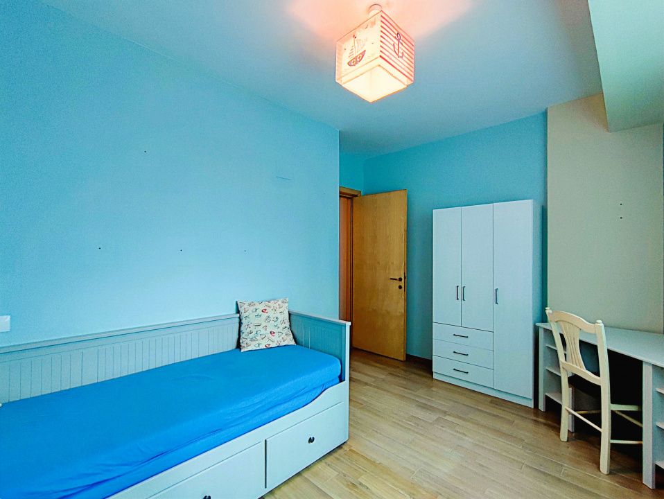 Apartament cu 3 camere de vânzare în Central, Mamaia-Sat – fotografia 14 din 27