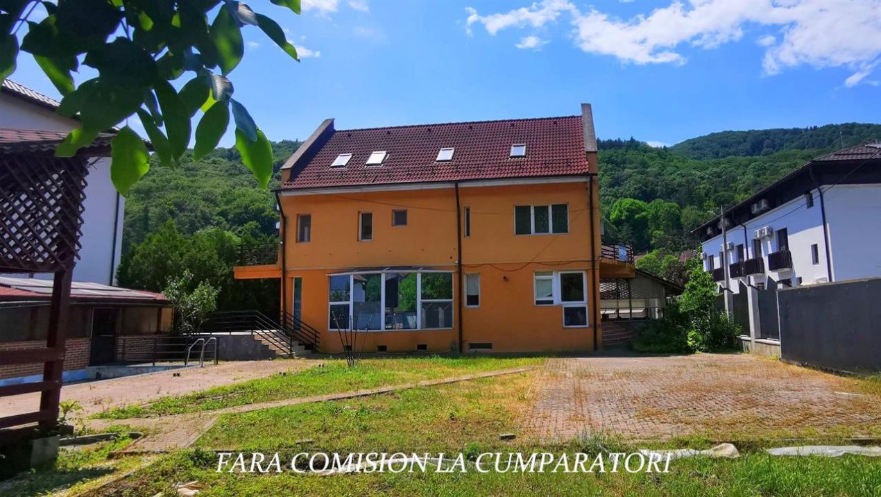 Casă cu 12 camere de vânzare în Călimănești – fotografia 6 din 37