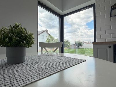 Casă cu 5 camere de vânzare în Exterior Est, Moșnița Veche – fotografia 4 din 26