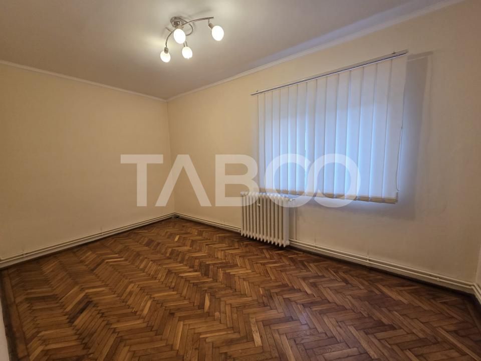 Apartament cu 4 camere de închiriat în Făgăraș – fotografia 7 din 11