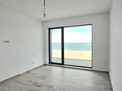 Apartament cu 3 camere de vânzare în Nord, Mamaia – fotografia 3 din 9