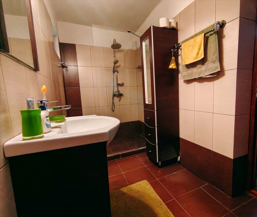 Casă cu 5 camere de vânzare în Km 5, Constanța – fotografia 10 din 21