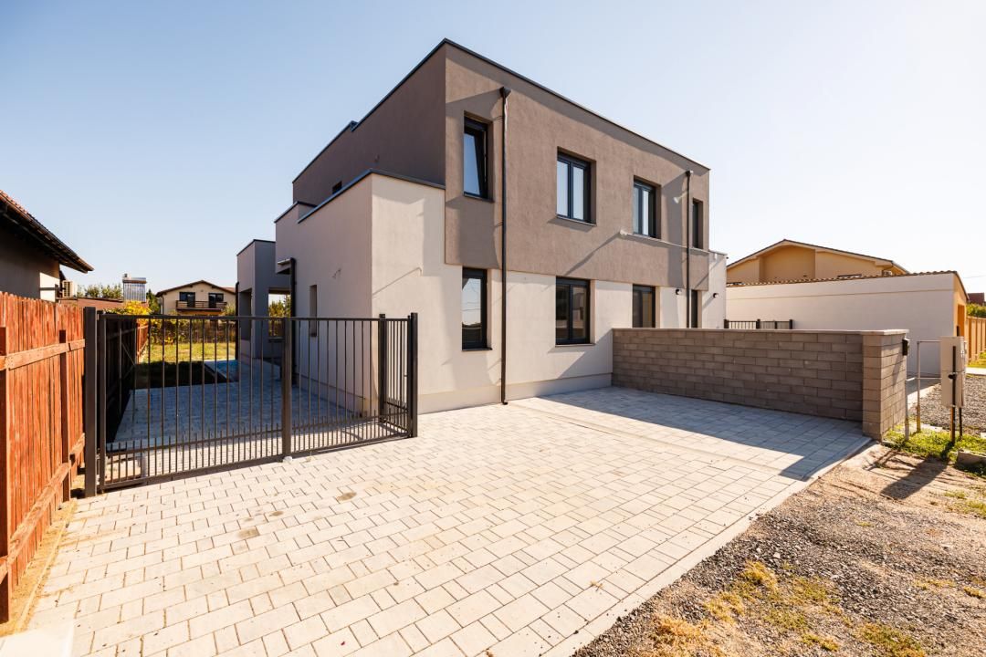 Casă cu 4 camere de vânzare în Moșnița Nouă – fotografia 3 din 56
