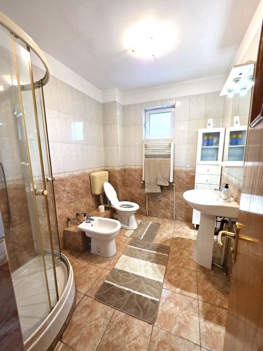 Casă cu 6 camere de vânzare în Est, Bragadiru – fotografia 6 din 22