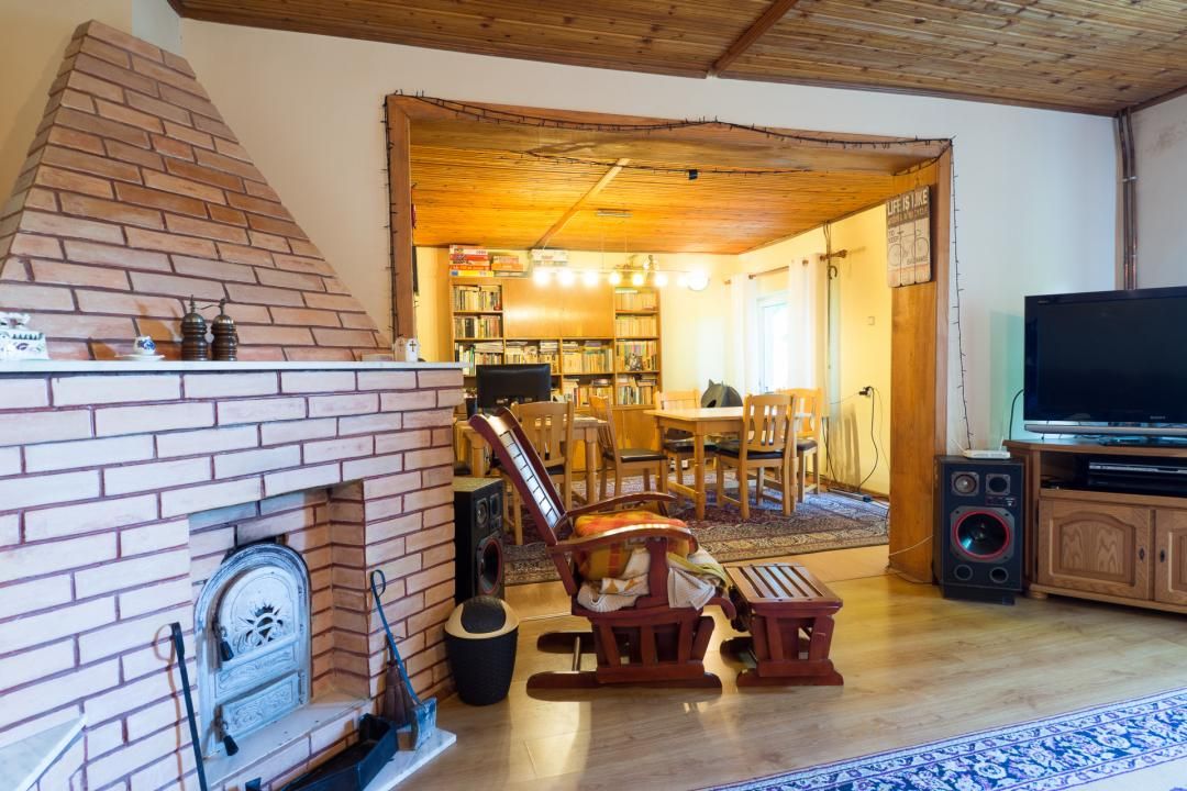 Casă cu 5 camere de vânzare în Fagetu – fotografia 8 din 57