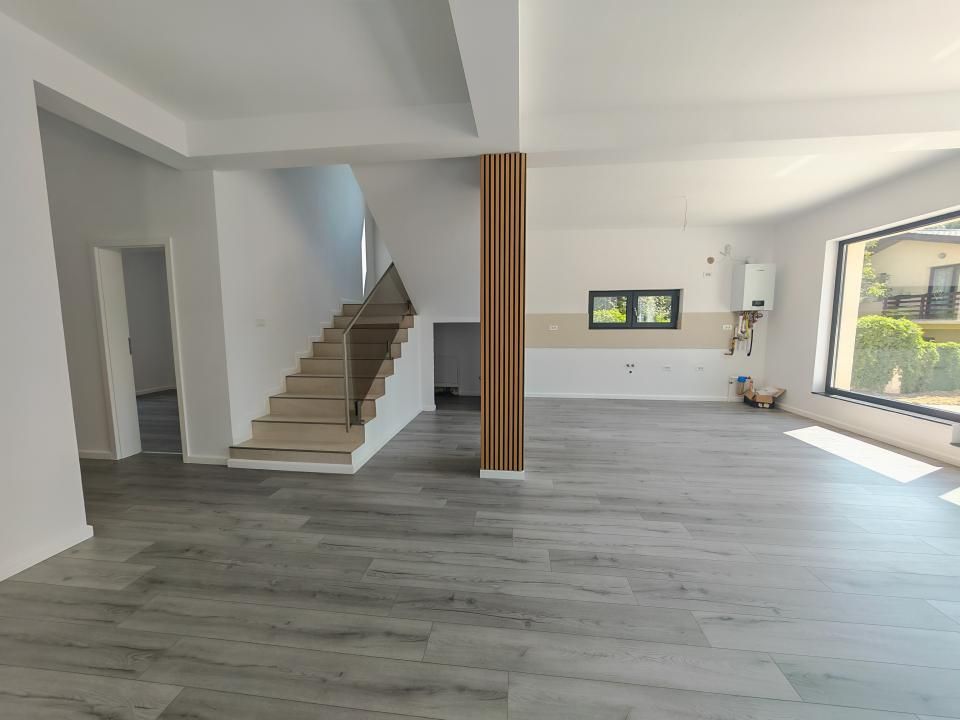 Casă cu 6 camere de vânzare în Tunari – fotografia 9 din 28