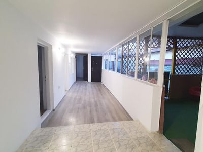 Casă cu 4 camere de vânzare în Ferentari, București – fotografia 2 din 12