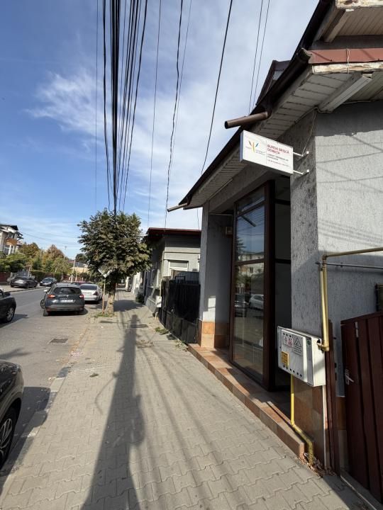 Spațiu comercial cu 6 camere de vânzare în Central, Giurgiu – fotografia 3 din 17