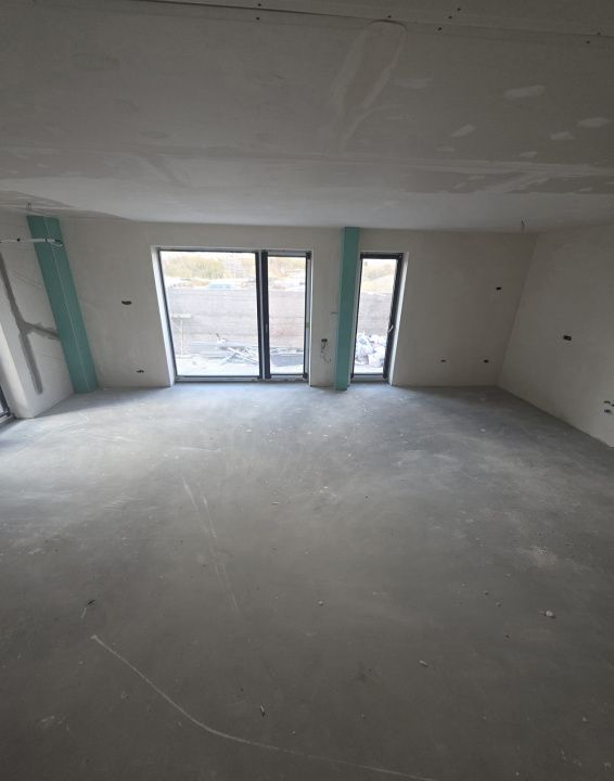 Apartament cu 3 camere de vânzare în Inel I, Constanța – fotografia 8 din 18
