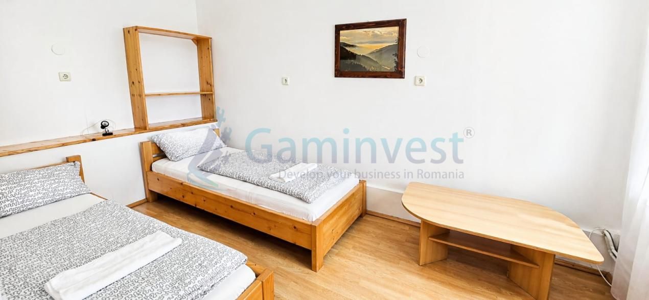 Proprietate cu 10 camere de vânzare în Central, Remetea – fotografia 16 din 24