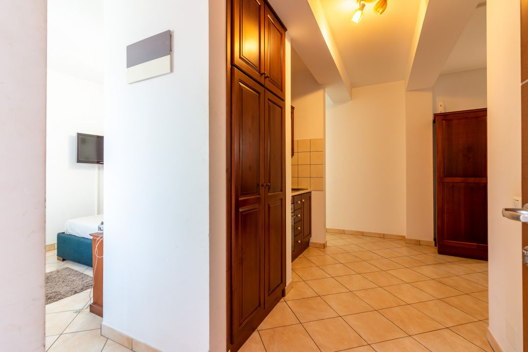 Casă cu 9 camere de vânzare în Unirii, București – fotografia 27 din 49