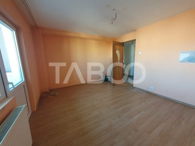 Apartament cu 3 camere de vânzare în Făgăraș – fotografia 4 din 13