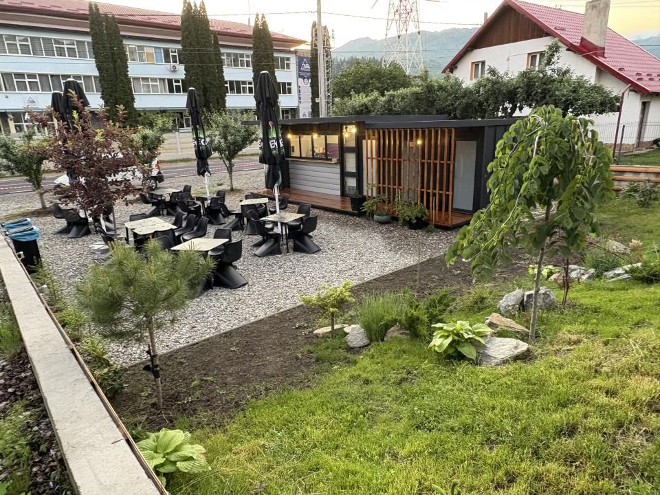 Casă cu 4 camere de vânzare în Ultracentral, Capatanenii Pamanteni – fotografia 8 din 10