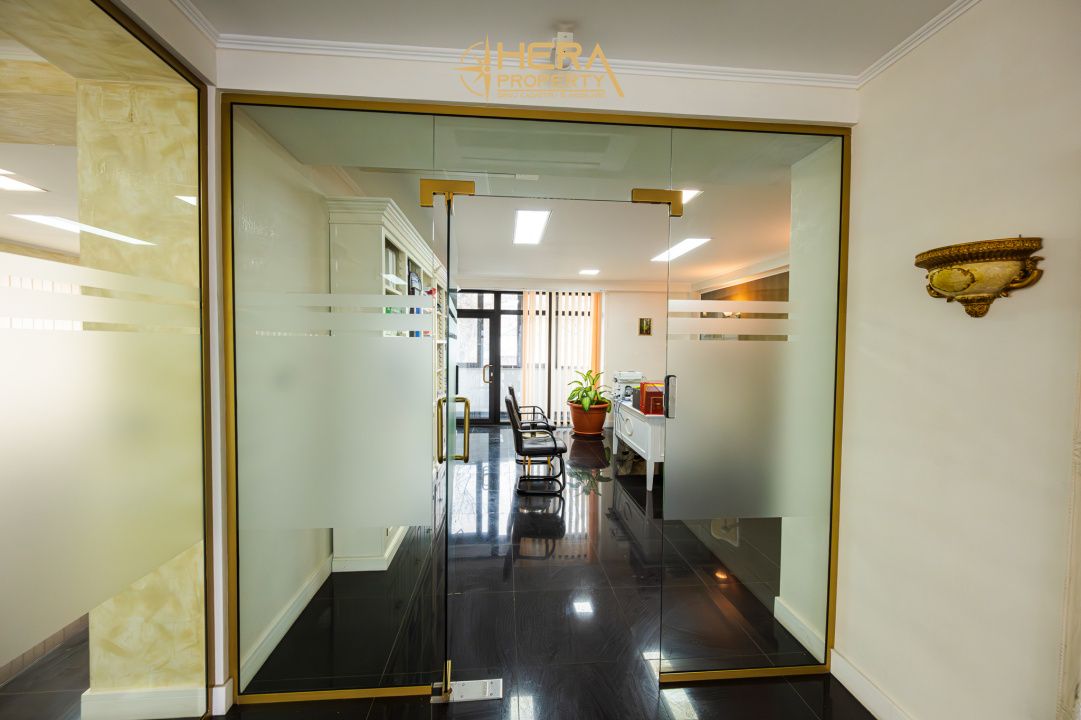 Casă cu 8 camere de vânzare în Ultimul leu, Galați – fotografia 30 din 86