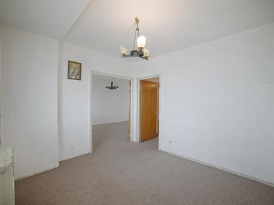 Apartament cu 4 camere de vânzare în Tei, București – fotografia 3 din 17