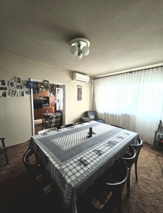 Apartament cu 5 camere de vânzare în Tomis Nord, Constanța – fotografia 2 din 12