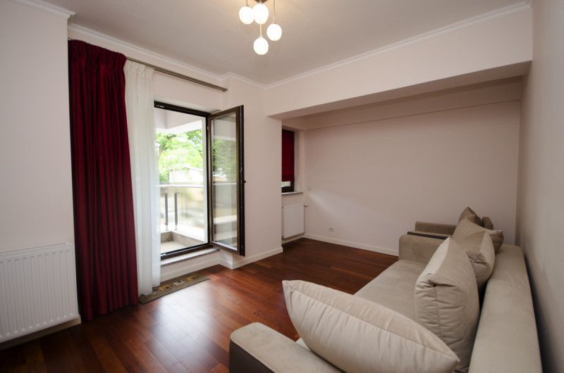 Apartament cu 3 camere de închiriat în P-ta Victoriei, București – fotografia 12 din 15