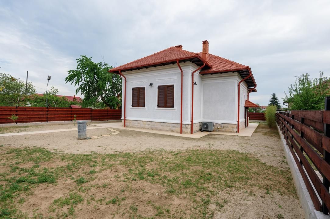 Casă cu 4 camere de vânzare în Central, Ștefănești – fotografia 17 din 64