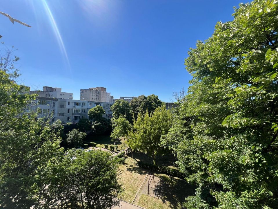 Apartament cu 3 camere de vânzare în Tomis II, Constanța – fotografia 11 din 25