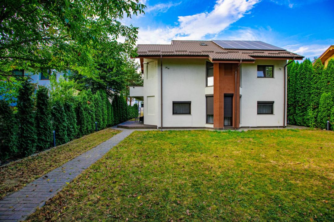 Casă cu 5 camere de vânzare în Gheraiesti, Bacău – fotografia 3 din 30