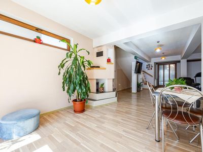 Casă cu 7 camere de vânzare în Simeria, Sfântu Gheorghe – fotografia 3 din 21