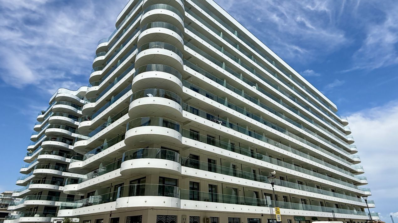 Garsonieră cu 1 cameră de vânzare în Mamaia-Sat – fotografia 1 din 21