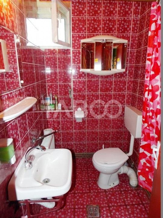 Hotel / pensiune cu 13 camere de vânzare în Cârțișoara – fotografia 52 din 53