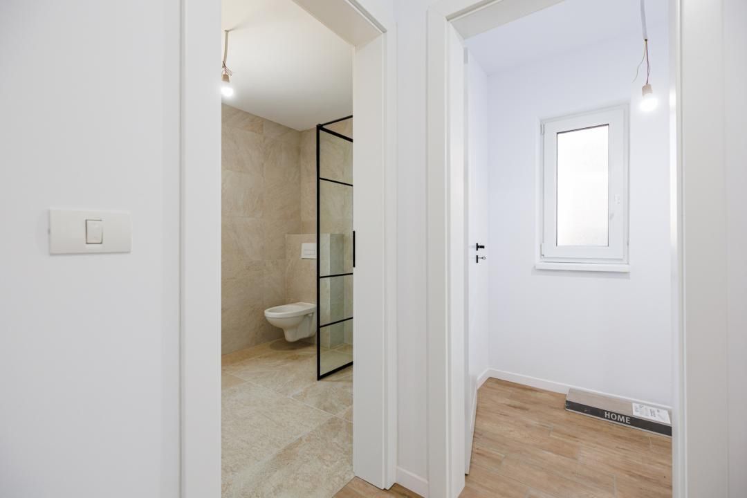 Casă cu 4 camere de vânzare în Moșnița Nouă – fotografia 17 din 56