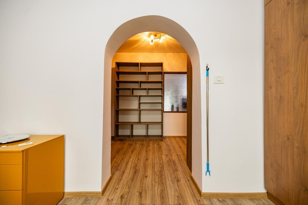Casă cu 4 camere de vânzare în Central, Dumbrăvița – fotografia 17 din 40