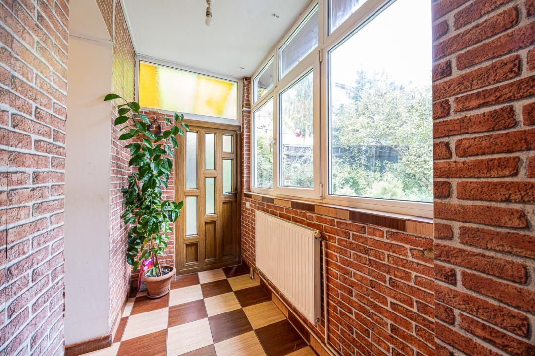 Casă cu 5 camere de vânzare în Noua, Brașov – fotografia 12 din 27